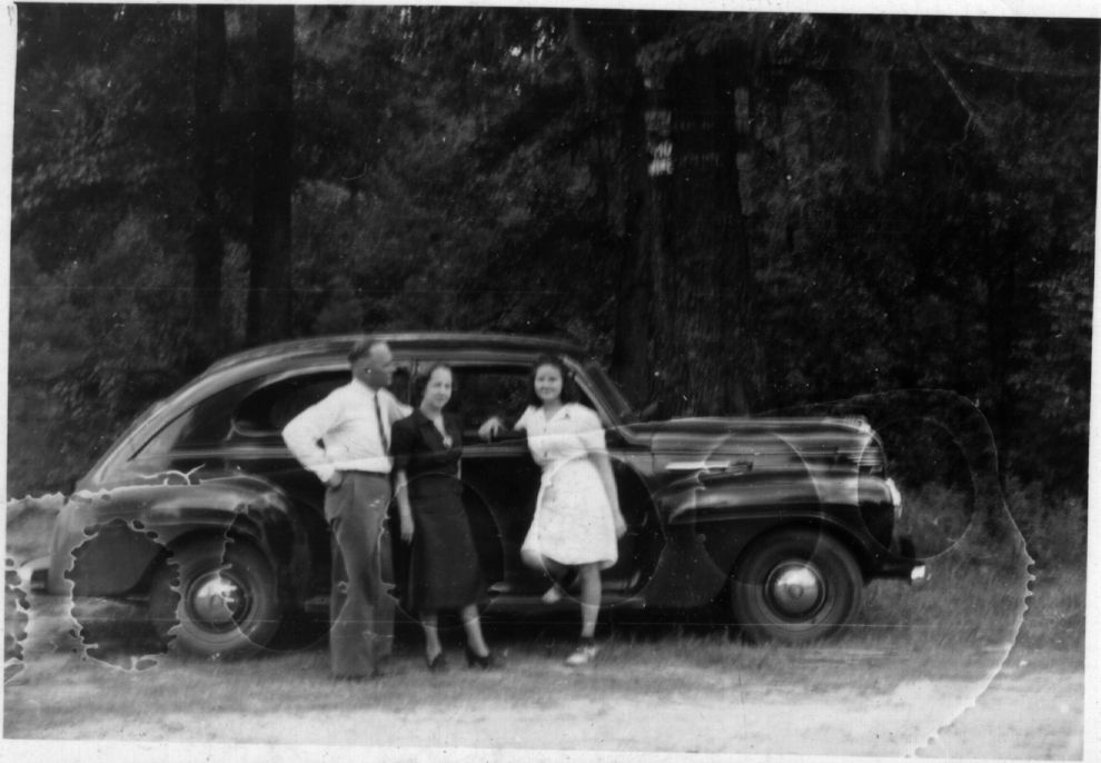 http://rhodesmill.org/images/1939-car-at-millsite:full.jpg